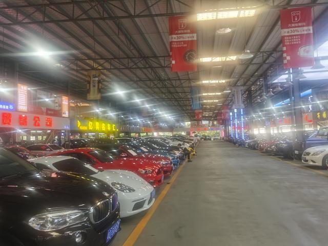 新车降价殃及二手车市场 二手贩子不敢收车卖车了