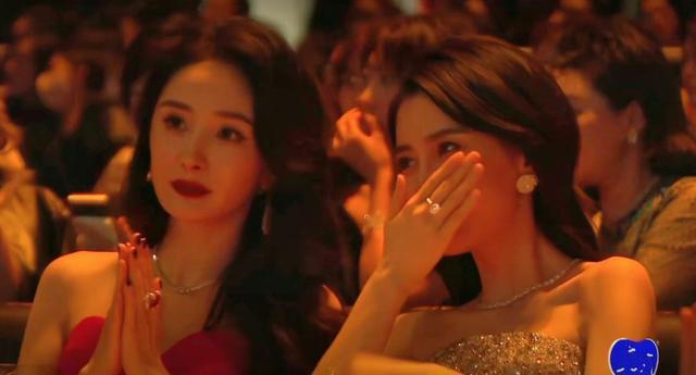 迪丽热巴粉色公主裙造型简直是美神降临 刘诗诗杨颖杨幂吃到震惊瓜