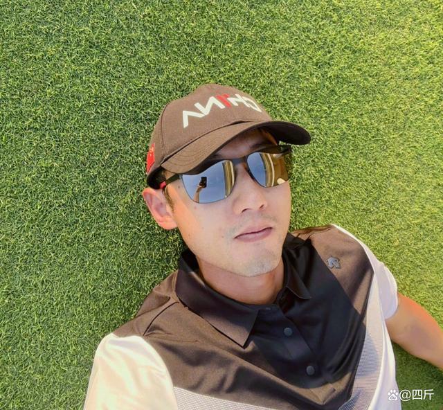 景甜张继科上热搜赌博私密照一事被传的沸沸扬扬 张继科方否认传闻