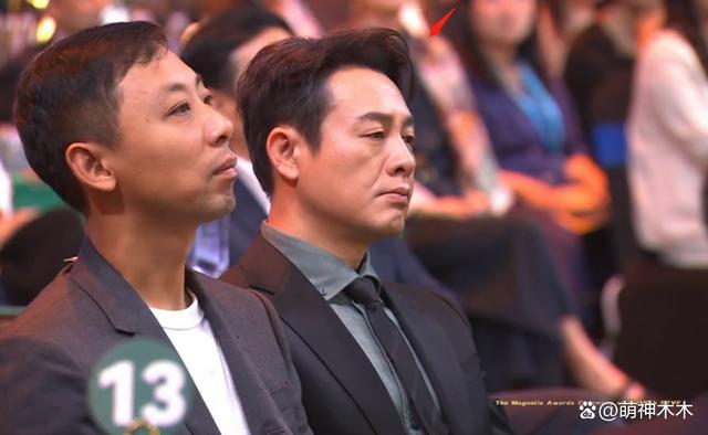 狂飙剧组缺席白玉兰红毯：张颂文坐观众席，张译没来上热搜