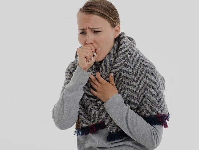 痰是肺的“报警器”？白痰、绿痰、黄痰、黑痰，分别说明啥问题？哪些食物祛痰化痰效果好？