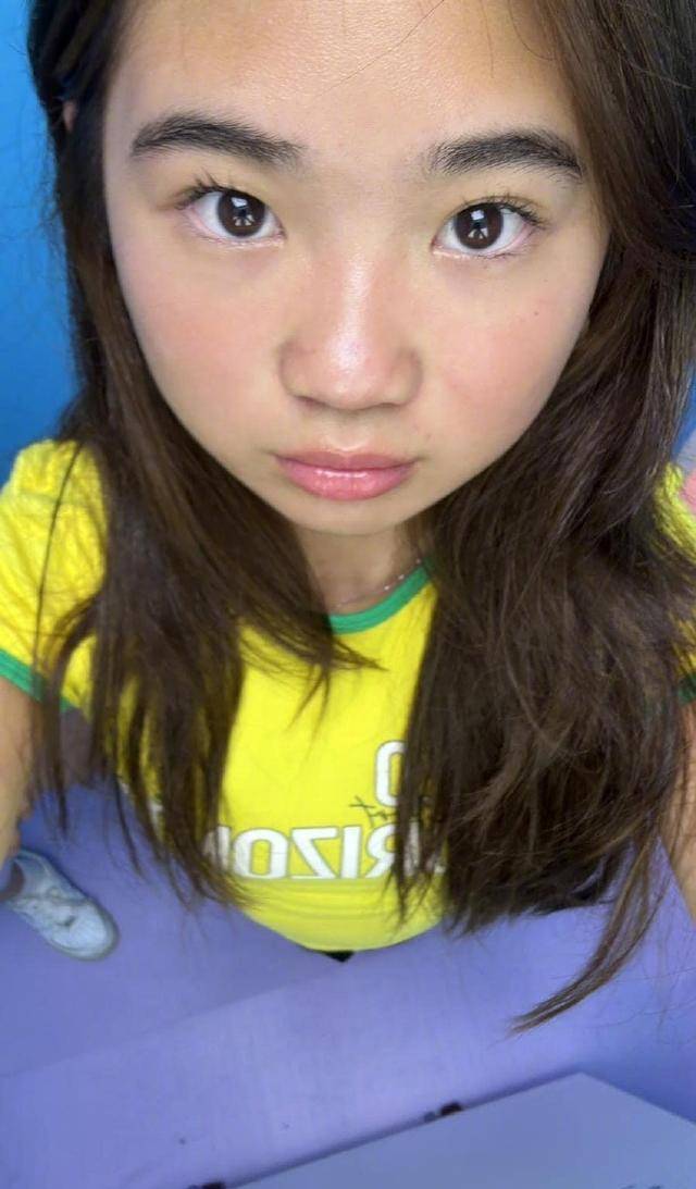 曹格女儿Grace近照,肉脸太萌等比例长大