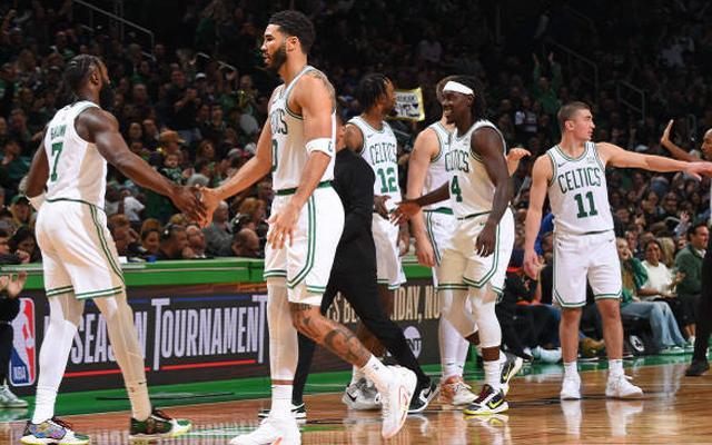 NBA最新排名！独行侠绿军领跑，勇士湖人76人反弹，季中赛来袭