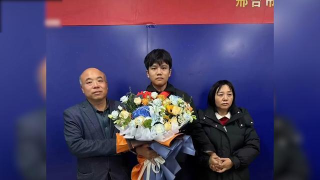 亿万富翁寻子成功:会帮助更多人寻亲,我更有动力
