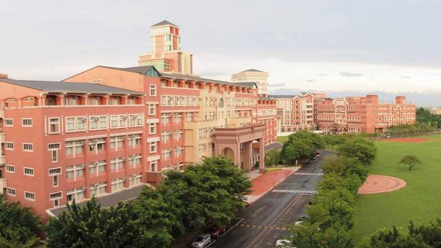 少子化影响岛内学校招生,台媒称台湾明年4所大学倒闭