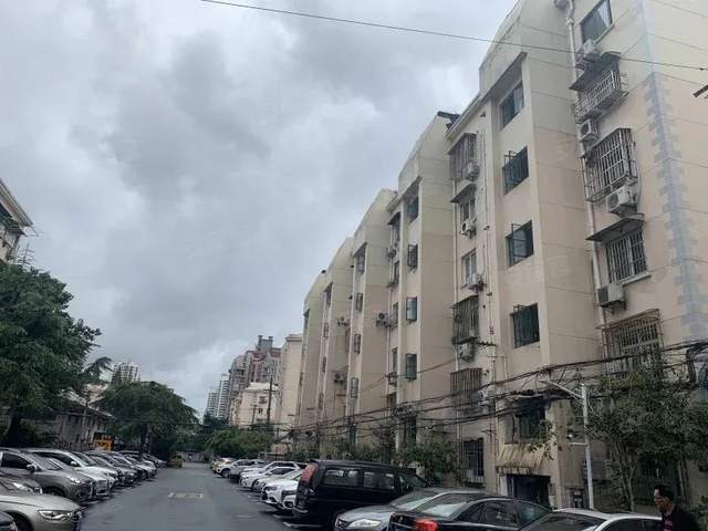 北京上海顶级学区房价格大滑坡，跌回7年前