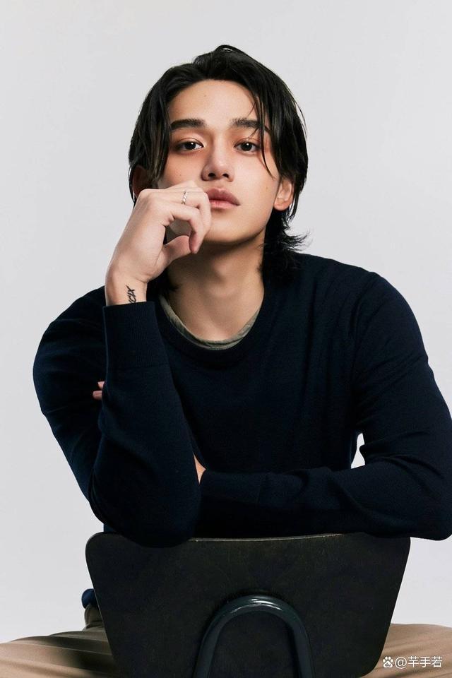 黄旭熙将在4月以歌手身份solo出道