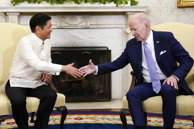 菲总统避谈美国是否会为菲对华开战：菲律宾去年新增的美军军事基地，就是为了对付中国