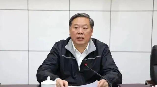 中纪委同日宣布3人被开除党籍 三名省部级“老虎”落马细节曝光
