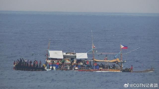 菲多艘船只在黄岩岛邻近海域聚集 中国海警严密监控