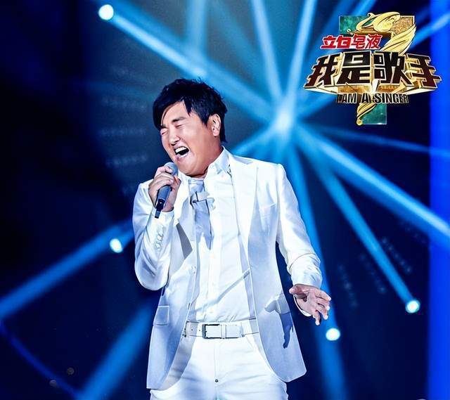 孙楠抵达长沙,备战《歌手2024》回归引热议_新闻频道_中华网
