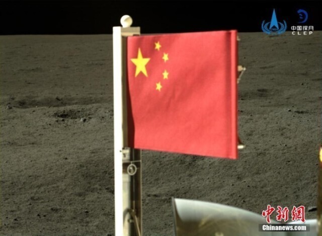 中国在月球挖出一个中国字，法国人兴奋，美国人破防了 月球上的文化印记