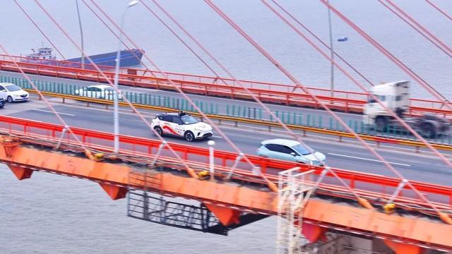 媒体：无人驾驶汽车震惊老外 武汉成全球自动驾驶示范区