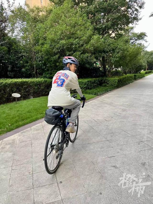 上海3个小孩哥3天骑行到杭州 少年暑期挑战引热议
