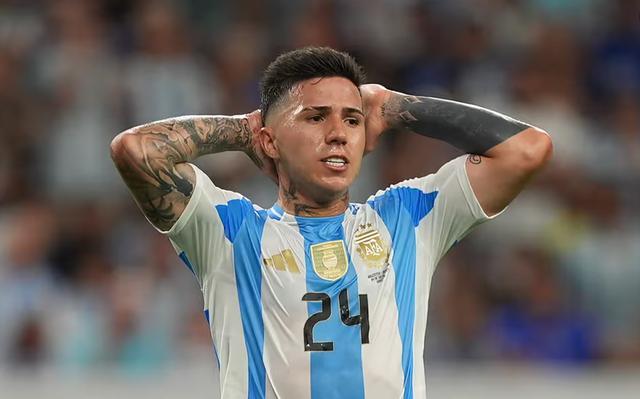 要求梅西道歉的阿根廷体育副部长被炒 总统出手平息风波