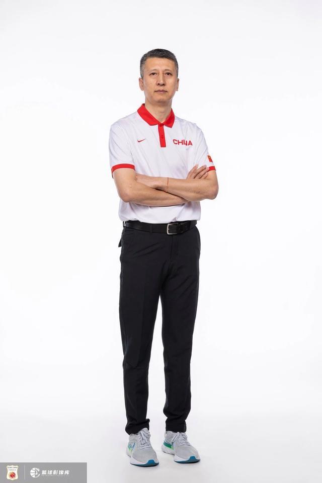 郭士强担任中国男篮主教练