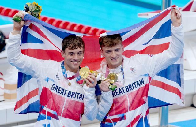 英国跳水名将戴利为儿子出战奥运会 父子情深共逐梦想