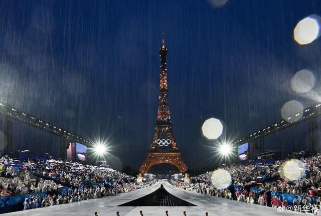 奥运会主火炬点燃方式浪漫满分 巴黎夜空的炽热气球