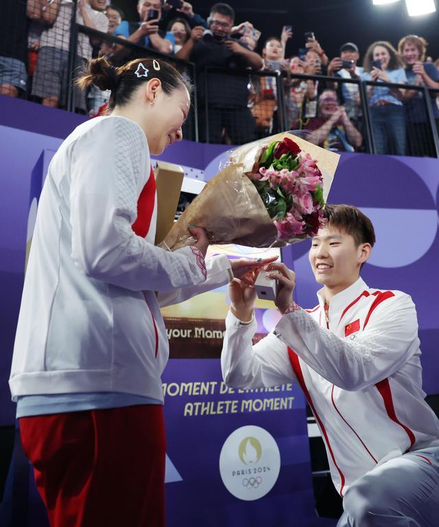 8年看了两段奥运求婚：如果何姿还有遗憾，那黄雅琼就是最幸福的女人 赛场浪漫提案