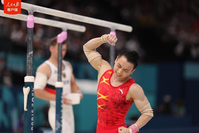邹敬园卫冕体操男子双杠金牌 中国体操荣耀时刻