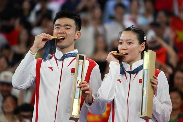 奥运羽毛球奖牌榜：中国2金3银居首