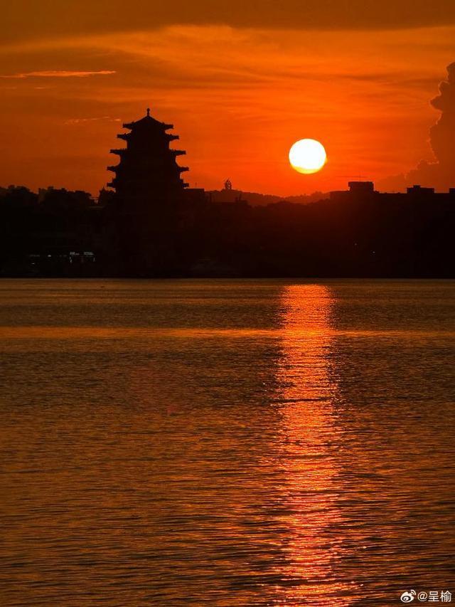 广东多地宣布今起停课 台风“摩羯”已强度三连跳