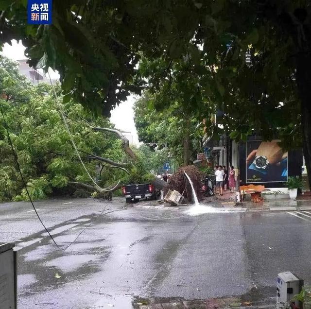 台风摩羯在越南造成21死229伤 多地面临山洪滑坡风险