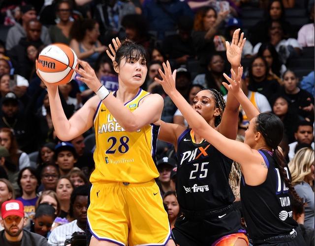 19分12篮板！李月汝9月18日集锦 WNBA生涯新高之夜