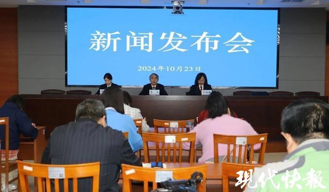 父母因不愿抚养幼女打了8年官司 最终达成调解方案