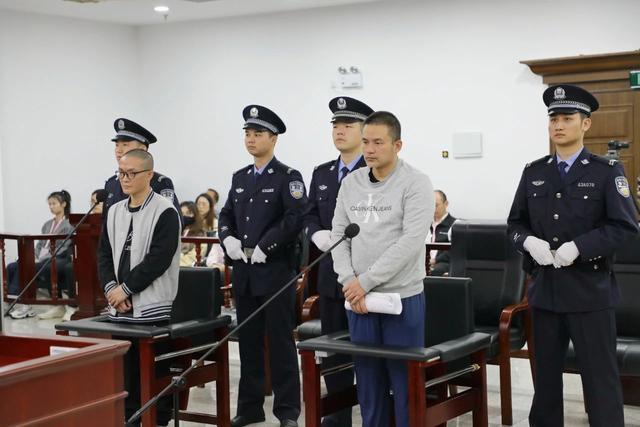 刘翔峰案一审宣判 数罪并罚获刑十七年