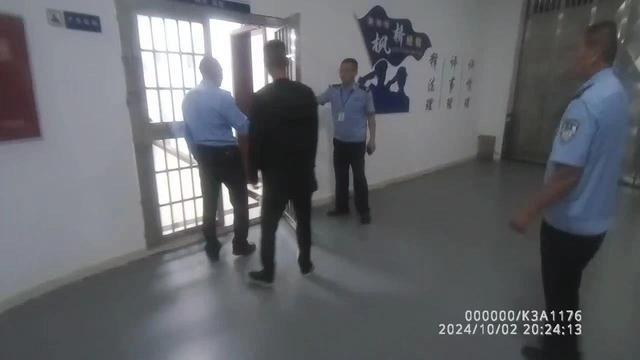 动车吸烟致列车降速 违法行为受严惩