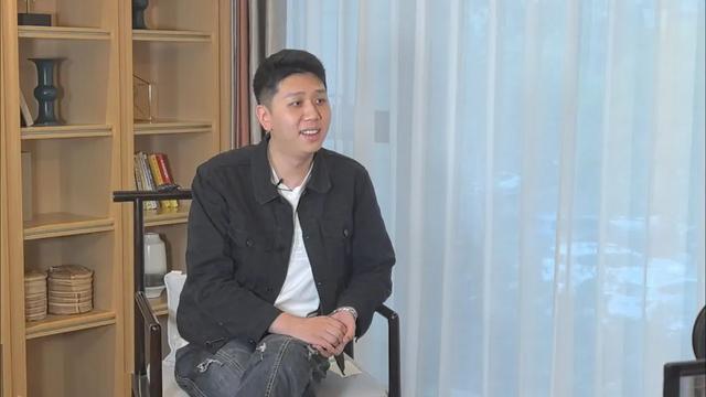 “真香哥”靠真香版权年入百万 从叛逆少年到成熟博主