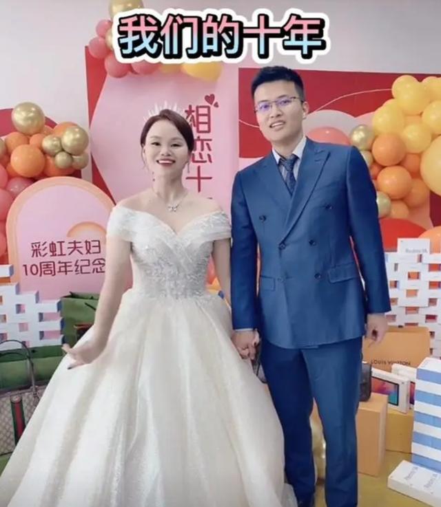 网红彩虹夫妇女儿确诊ABO溶血 五年四胎终圆梦