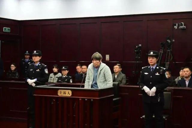 热搜：余华英不服判决要申请援助律师 维持死刑判决引发关注