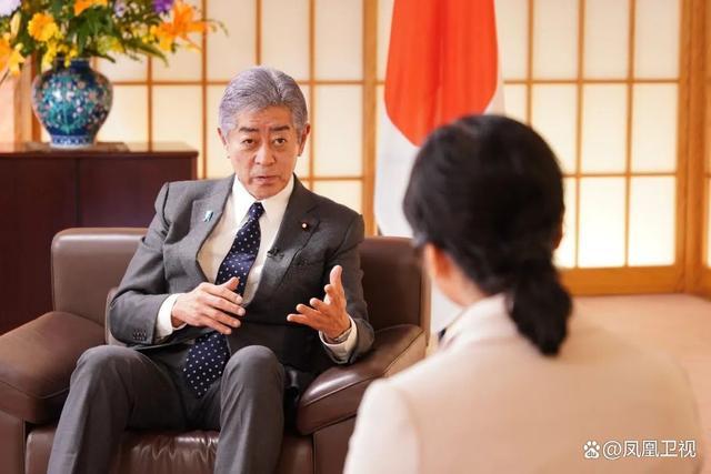 专访日本外相：如何看中日关系 开启合作新篇章