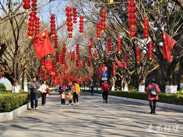 大街小巷上新中國紅！迎新春,，“中國紅”滿溢番禺,！