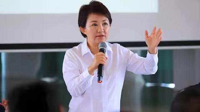 传卢秀燕将表态选国民党主席 强调全党背水一战