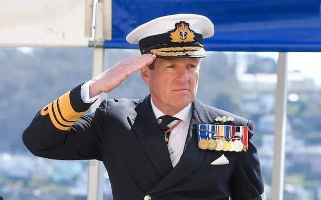 英國(guó)海軍參謀長(zhǎng)因行為不檢被停職