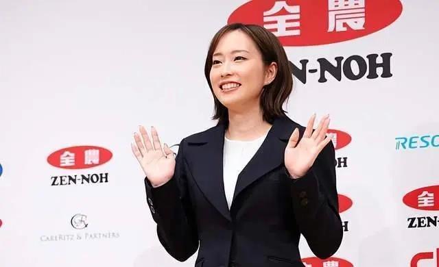 石川佳純稱因粉絲心態(tài)不敢與馬龍搭話 電梯偶遇未開口