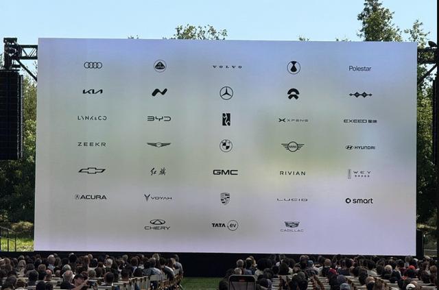 速览苹果WWDC:系统最激进更新来了 全面革新设计与功能