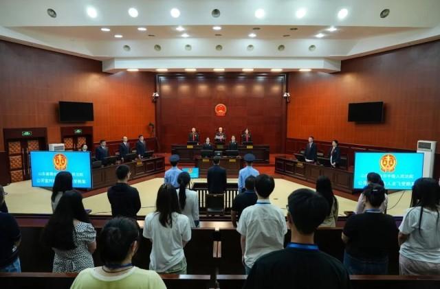 南方電網(wǎng)原紀(jì)檢組組長(zhǎng)龍飛獲刑七年 受賄案宣判