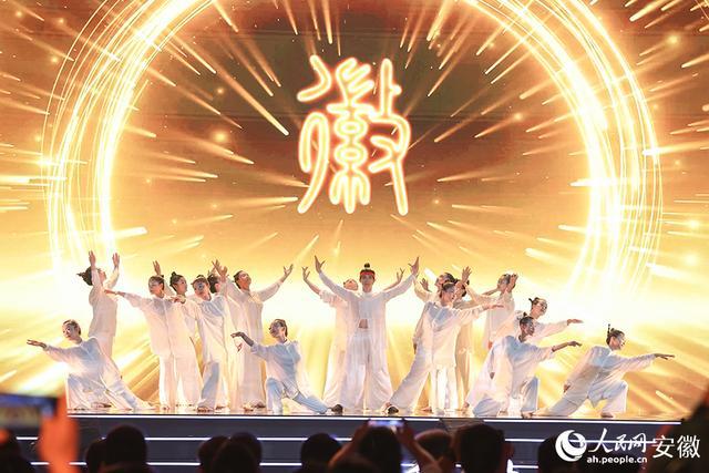 古今碰撞 繪出網(wǎng)絡(luò)文明“新畫(huà)卷” 科技搭橋亮點(diǎn)頻現(xiàn)