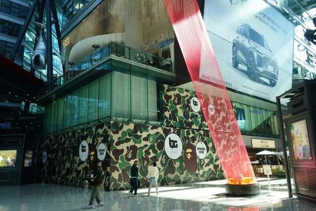 四大金刚挤满商场一楼 新消费趋势引领变革