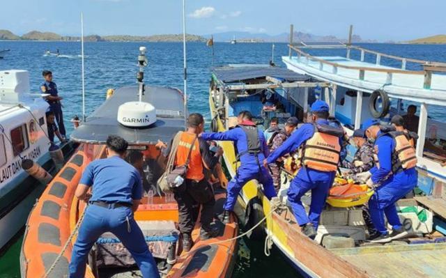 中國(guó)女游客在印尼拍照時(shí)溺水身亡