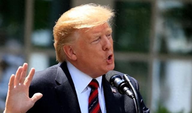 特朗普参加G7峰会一天就闪人 会议变成闹剧