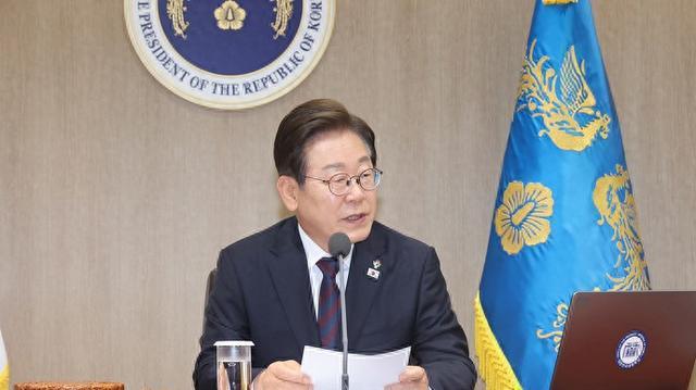 李在明說(shuō)要全力恢復(fù)崩潰的民生 緊急經(jīng)濟(jì)措施啟動(dòng)