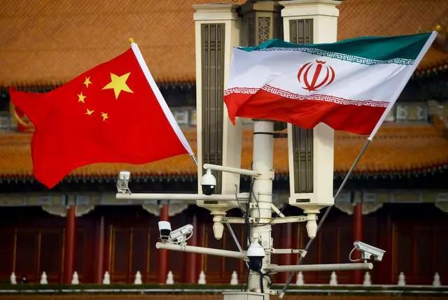 伊朗将大量购歼-10CE？评论员解读 提升空军实力迫在眉睫