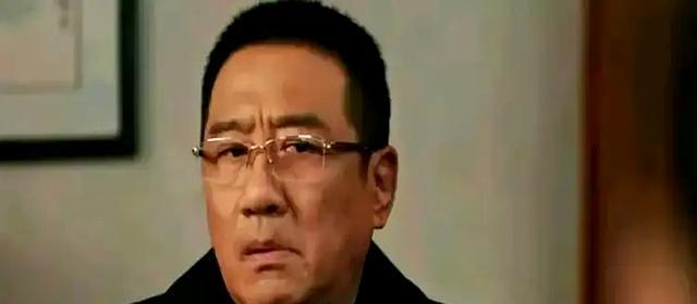 以法之名陳勝龍熊磊內(nèi)訌單飛 黑吃黑大戲過(guò)癮