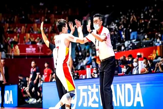 为何残阵男篮让人满意？郭士强与乔尔杰维奇带队区别在哪 信任与拼劲