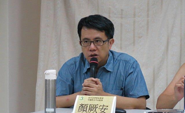 卓荣泰团队未总辞 亲绿学者痛批荒谬